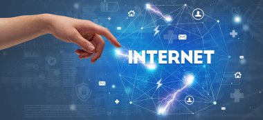 InterTERNET yazıtlarına el işareti, modern teknoloji kavramı