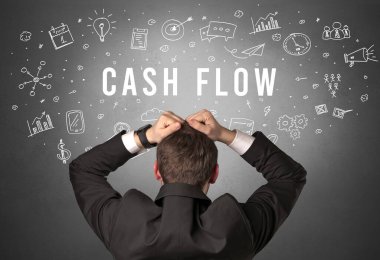 CASH FLOW yazıtları olan bir iş adamının arka görünüşü, modern iş kavramı