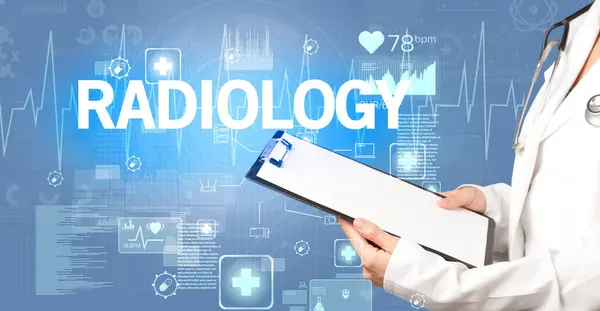 Young Doctor Writing Notes Radiology Inscription Healthcare Concept — Stock Photo, Image