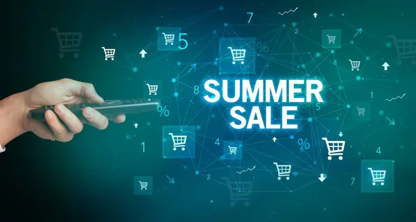 Ruční Držení Bezdrátové Periferie Nápisem Summer Prodej Koncept Online Nakupování — Stock fotografie
