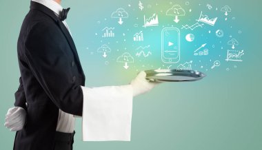 Tepside müzik ikonları çalan smokinli yakışıklı garson, küresel pazar konsepti.