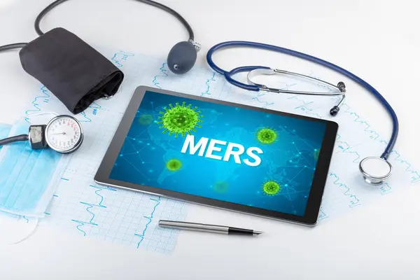 Close View Tablet Mers Inscription Microbiology Concept — Stock Photo, Image