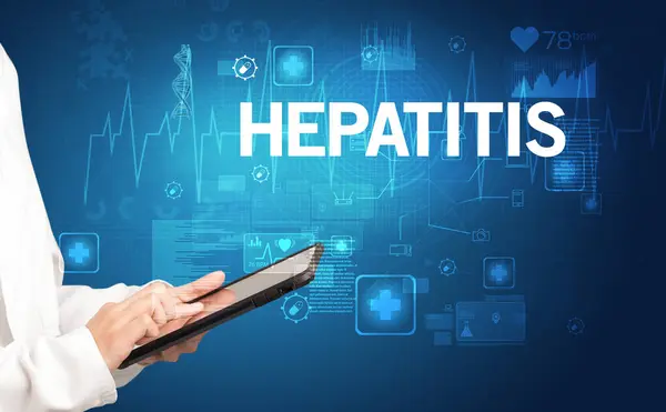 Young Doctor Writing Notes Hepatitis Inscription Healthcare Concept — Stock Photo, Image