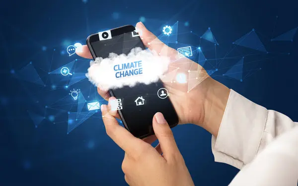 Γυναικείο Κινητό Τηλέφωνο Επιγραφή Climate Change Cloud Technology Concept — Φωτογραφία Αρχείου