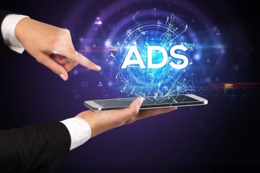 ADS kısaltması olan bir dokunmatik ekran, modern teknoloji konsepti