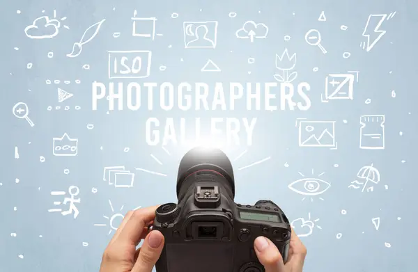 Hand Taking Picture Digital Camera Photographers Gallery Inscription Camera Settings — Stock Photo, Image