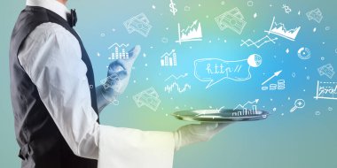 Smokinli yakışıklı garson tepsisini elinde tutarken tepside gezinen ikonlar, küresel pazar konsepti