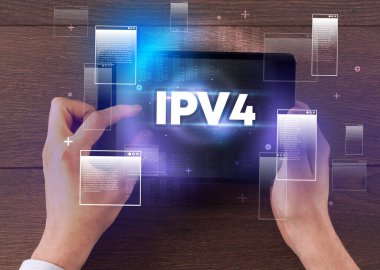 IPV4 kısaltmalı bir el hapının yakın çekimi, modern teknoloji kavramı