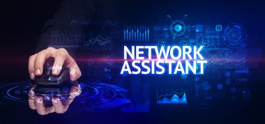 NETworK ASSISTANT yazıtlı, modern teknoloji konseptiyle el ele tutuşmak