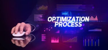 Optimisyon Prosedürü yazıtları ve siber iş konseptiyle el ele tutuşmak