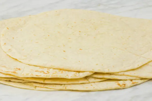 Kézzel Készített Mexikói Búza Tortillák Tökéletes Burrito Finom Quesadillas — Stock Fotó