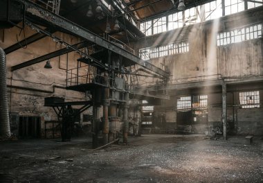 Kopya alanı olan eski, mahvolmuş endüstriyel arkaplan