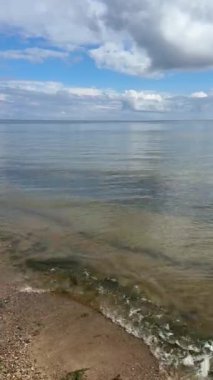 Baltık Denizi Sahili Yaz Dalgaları 