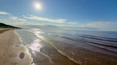 Baltık sahili yaz dalgaları Palanga Klaipeda Litvanya