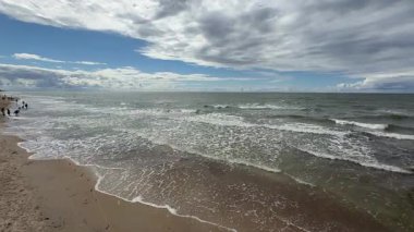 Baltık sahili yaz dalgaları Palanga Klaipeda Litvanya