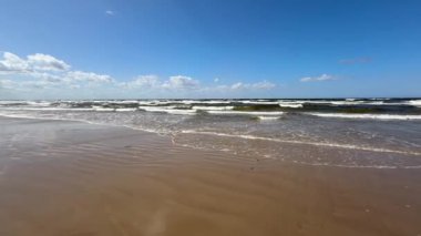 Baltık sahili yaz dalgaları Palanga Klaipeda Litvanya