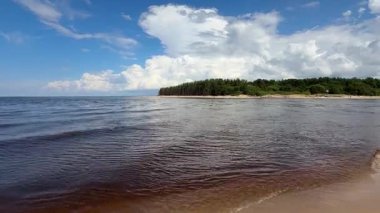 Baltık sahili yaz dalgaları Palanga Klaipeda Litvanya