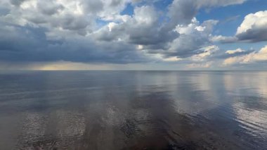 Baltık sahili yaz dalgaları Palanga Klaipeda Litvanya