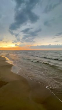 Baltık sahili yaz dalgaları Palanga Klaipeda Litvanya