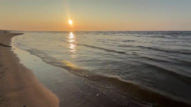 Baltık sahili yaz dalgaları Palanga Klaipeda Litvanya