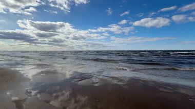 Baltık sahili yaz dalgaları Palanga Klaipeda Litvanya