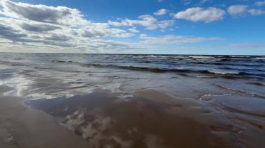 Baltık sahili yaz dalgaları Palanga Klaipeda Litvanya