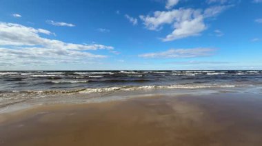 Baltık sahili yaz dalgaları Palanga Klaipeda Litvanya