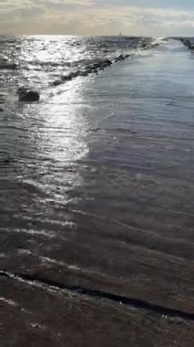 Baltık sahili yaz dalgaları Palanga Klaipeda Litvanya