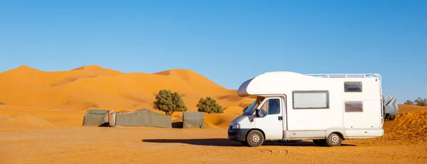 Wohnmobil Der Sahara Wüste — Stockfoto