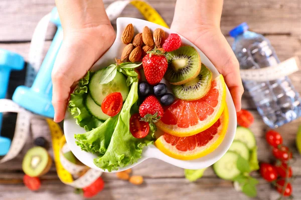 Hrană Pentru Sănătate Placă Mână Fructe Legume — Fotografie, imagine de stoc