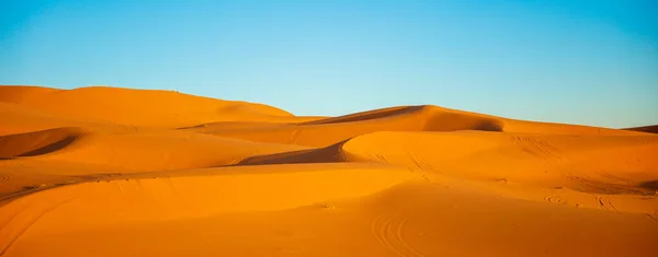 Sahra Çölü Ndeki Kum Tepeleri Merzouga Fas — Stok fotoğraf