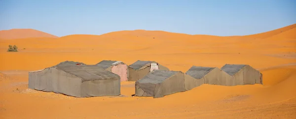砂漠の砂漠キャンプ モロッコ ムルズーガ — ストック写真