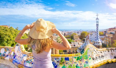 Barcelona 'da turizm, İspanya' da Guell Park manzarası