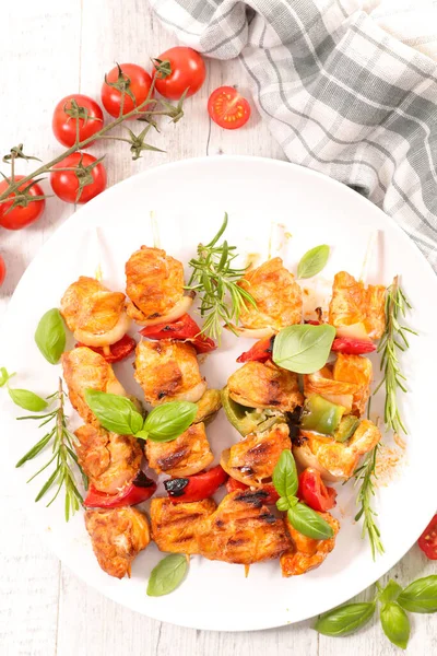 Grilované Kuře Zeleninou Špejle Kebab — Stock fotografie