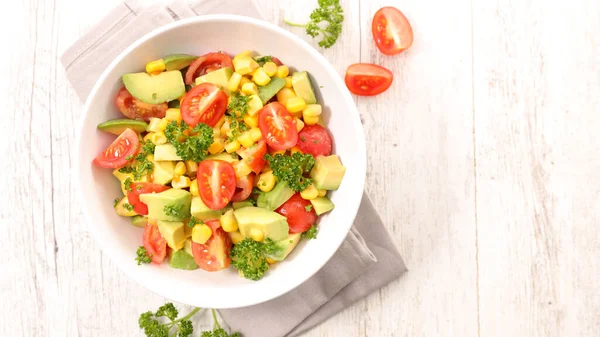 Tabak Karışık Sebze Salatası — Stok fotoğraf
