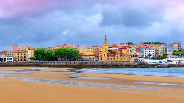 Stadslandschap Van Gijon Bij Zonsondergang Asturias Spanje — Stockfoto