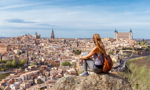 Femme Voyageant Espagne Vue Panoramique Ville Tolède — Photo