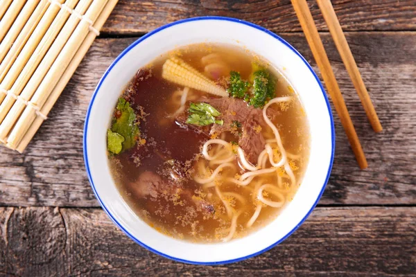 Zupa Azjatycka Makaronem Wołowina Warzywa — Zdjęcie stockowe