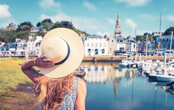 Rear View Woman Hat Looking French Village Travel Vacation Tourism — Stock Photo, Image