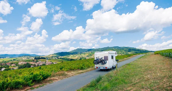 Kirándulás Francia Országba Motorházban Kaland Utazás Turizmus Vagy Nyaralás Koncepció — Stock Fotó