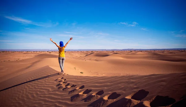 사하라 사막에서 언덕에 — 스톡 사진
