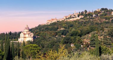 Toskana manzarası- Montepulciano köyü- İtalya, Avrupa 'da seyahat, turizm