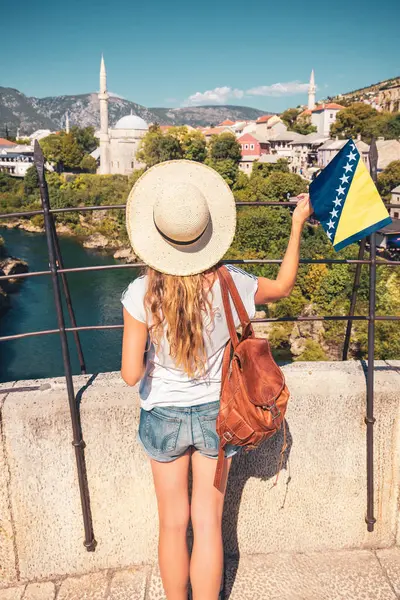 Viaggiatore Donna Mostar Città Tour Turismo Viaggi Destinazione Vacanza — Foto Stock