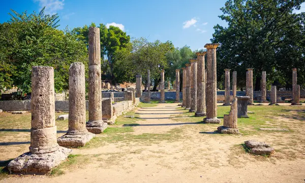Olympia şehrindeki antik harabeler - Yunanistan, Mora turizmi