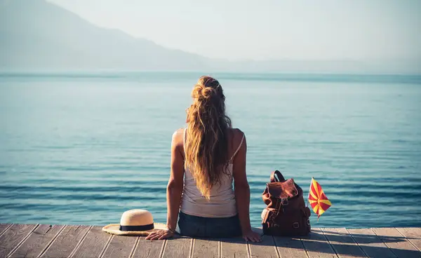 Rear View Woman Sitting Wooden Pier Admiring Lake Ohrid Lake — Stock Photo, Image
