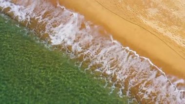 kumsal ve dalga hava manzarası