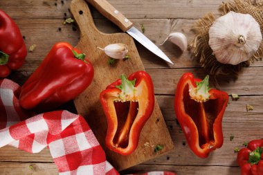 Taze Kırmızı Çan Biberi Sağlıklı ve Organik Gıda.