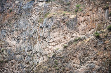 Garni, Ermenistan 'daki Taşlar Senfonisi, altıgen kaya oluşumları doğanın engebeli güzelliğini gözler önüne seriyor.