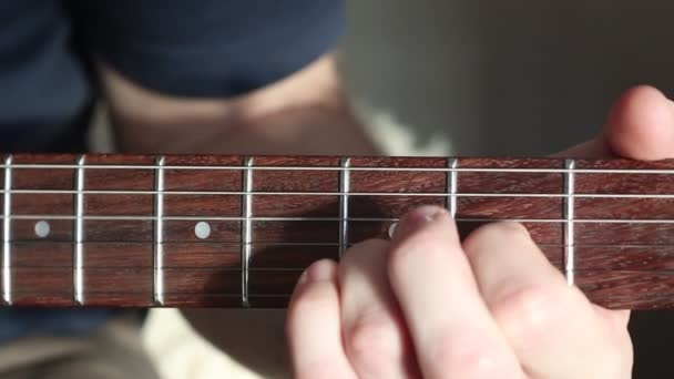 Mans Doing Chords Fretboard Close Guitar Playing — Video Stock