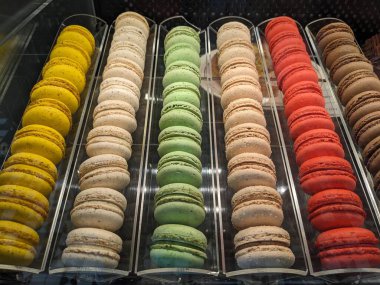 Renkli kurabiye seti..